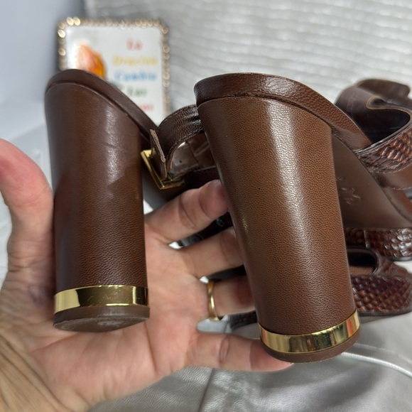 (B) Tory Burch Women's Pumps
8.5 M Brown Snakeskin
Platform Heels - Picture 14 of 15